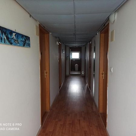 Azzurro Ostello Pontecagnano Faiano Exterior foto